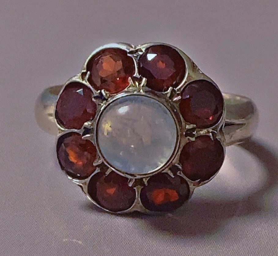 IMPORTANTE BAGUE ANCIENNE En Argent Massif Sertie D'un Camée Sur Pierre