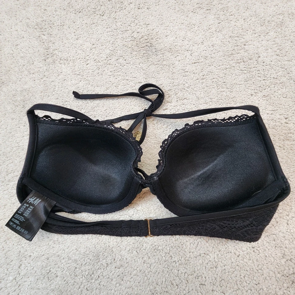Top de bikini H&M de encaje push-up de elevación media negro talla 34C Foto 2 de 4