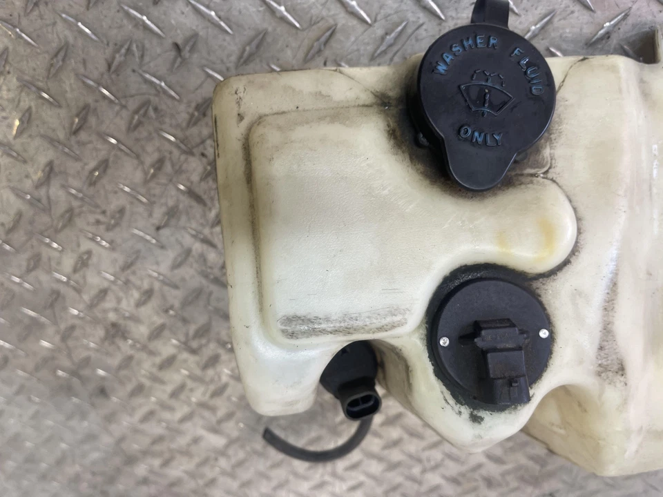 Botella lavadora parabrisas Buick Roadmaster 1991-1993 probada por fabricante original Foto 3 de 4