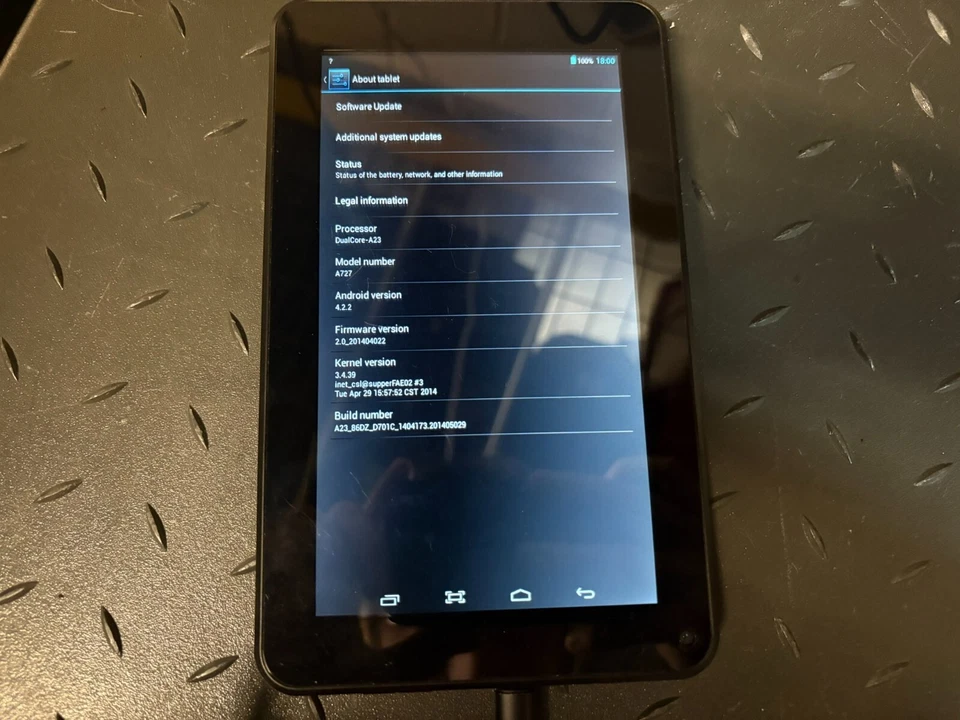 Azpen A727 Android Tablet DualCore-A23 , 4GB Storage, Android Tablet - Used - Image 4 of 4