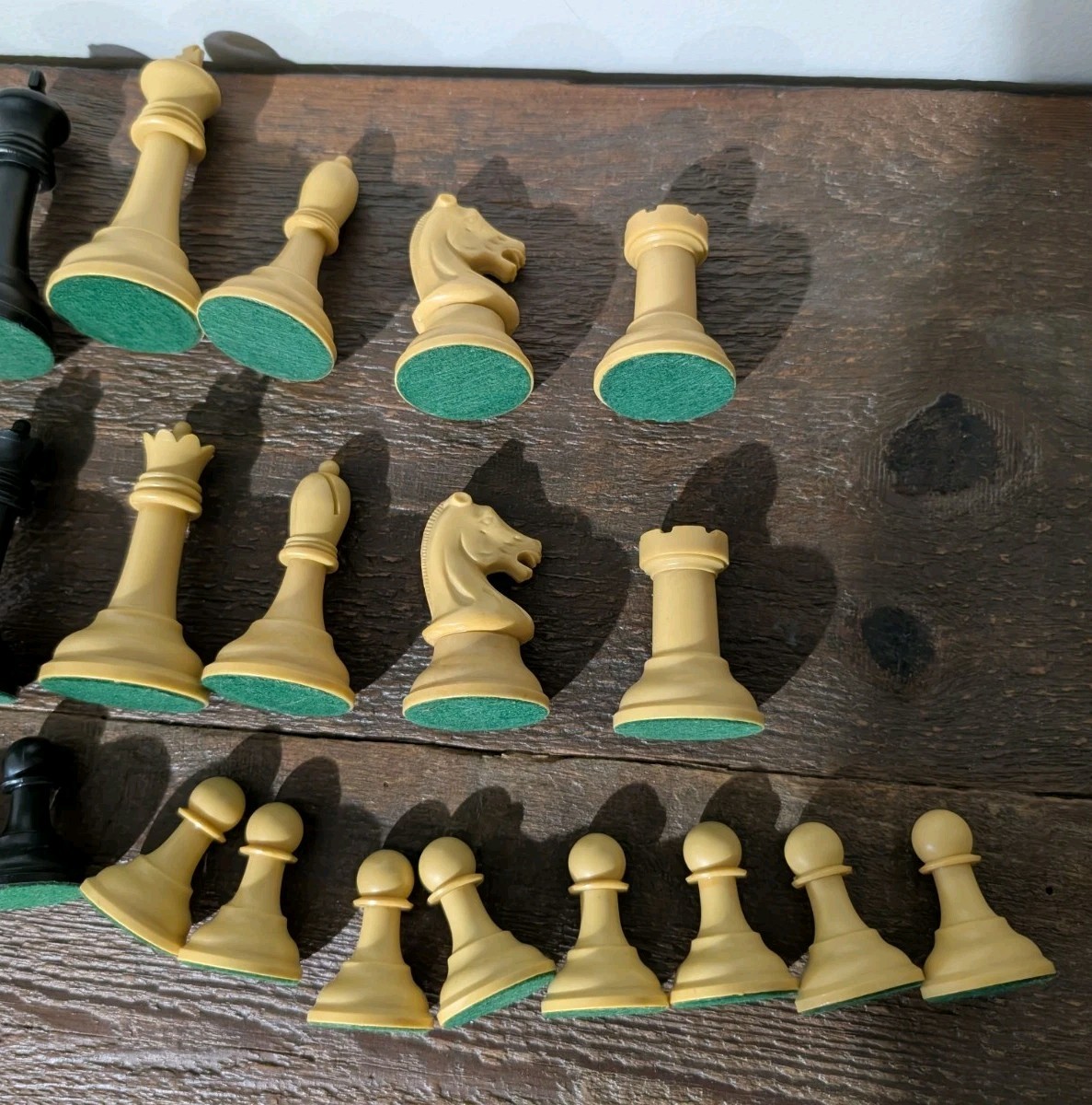 DRUEKE Simulated Wood Chess Pieces Heavy Weighted King 3.75" Vintage EXCELLENT