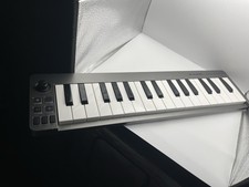 M-Audio Keystation Mini 32 MK3 32-Key Keyboard Controller