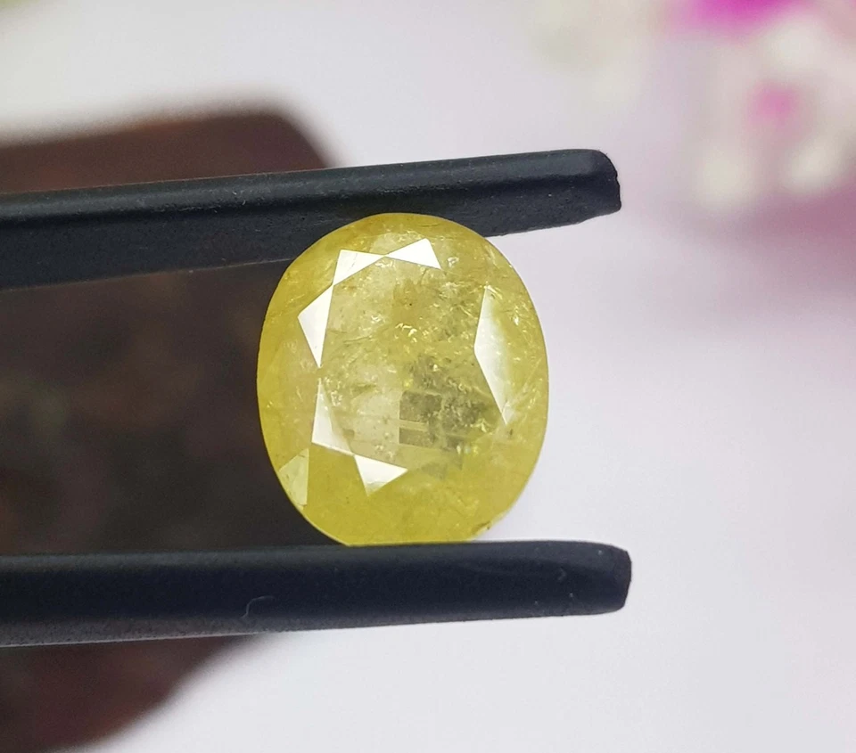 4.06 Carat Golden Yellow Sapphire | Oval Cut Africa Mines Unheated Gemstone - Image 3 of 4