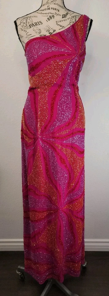 Vestido con Cuentas Colección Sean Talla S 100% Seda Un Hombro Rosa Lentejuelas Cuento de Hadas Foto 2 de 4