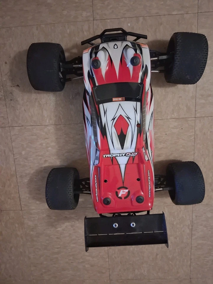 Storage Find Used Hpi Truggy Flux With Extra Identical Body In Bag And Wheels - Image 3 of 4