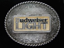 QF07127 VINTAGE 1982  BUDWEISER LIGHT  ANHEUSER-BUSCH BEER BELT BUCKLE