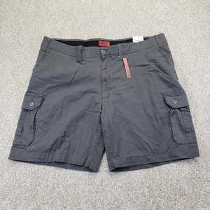 foundry flex cargo shorts