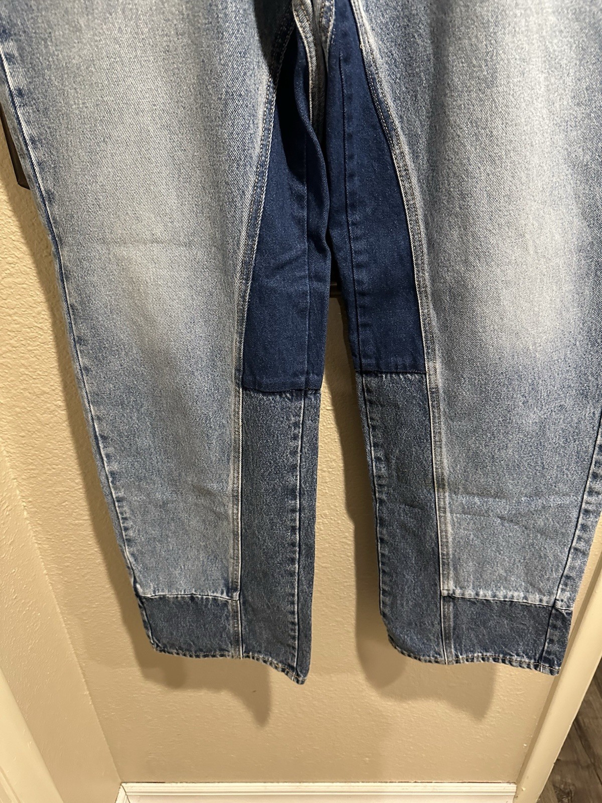 Universal Thread- 90s Baggy Patchwork Jeans, midr… - image 4