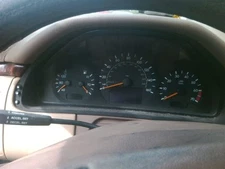 Passenger Side View Mirror 210 Type Power Fits 00-03 MERCEDES E-CLASS 666201