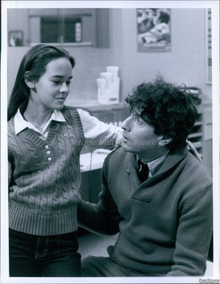 #ad 1984 Sydney Penny Paul Sand In Under Pressure On St Elsewhere Tv 7X9 Press Photo $19.99