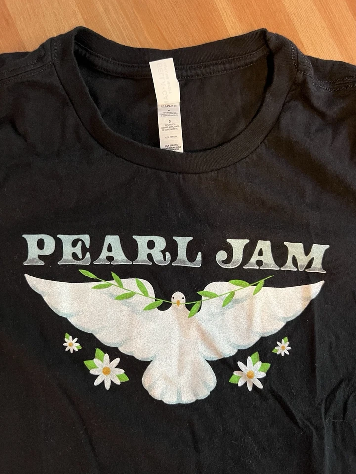 PEARL JAM 2022 Tour Black Peace Shirt ~ Woman Size L Authentic Concert Merch - Image 2 of 4