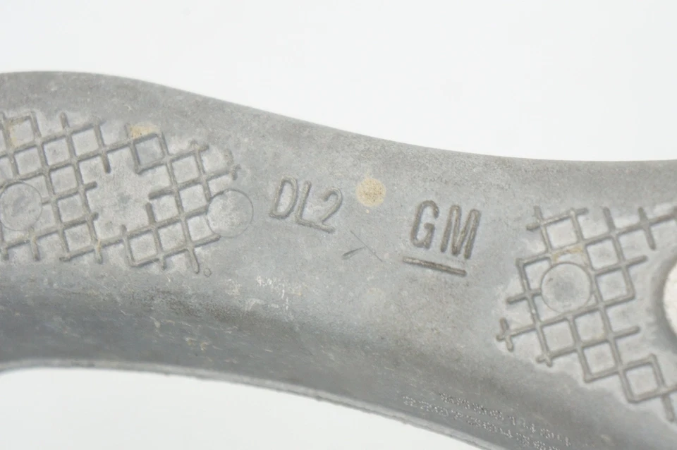 Front Suspension Left Lower Control Arm OEM 85561494 Chevrolet Corvette C8 20-25 - Image 4 of 4