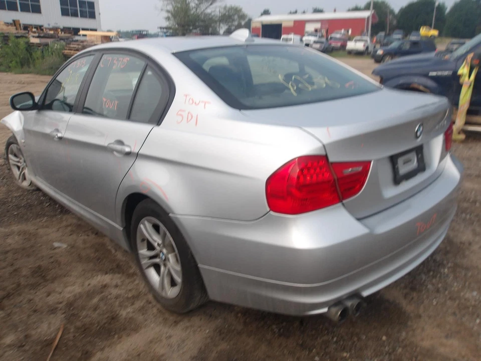 Used Automatic Transmission Shift Lever Assembly fits: 2009 Bmw 328I  Grade A - Image 3 of 4