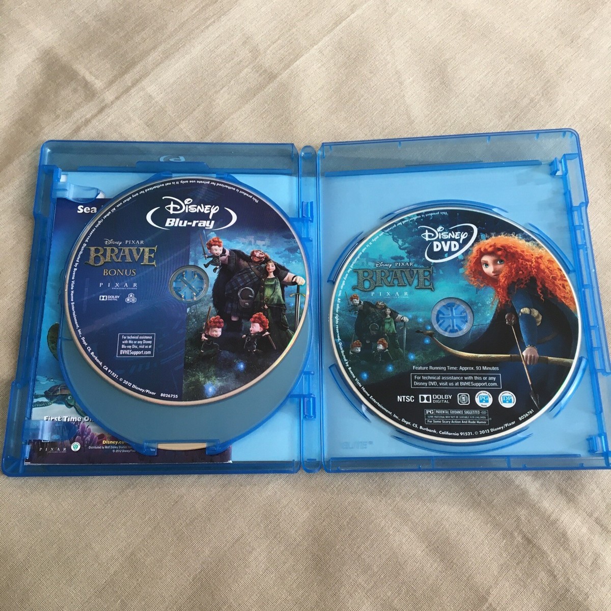 Disney Pixar: Brave (Blu-ray & DVD 2012 Collector 3-Disc Set +
