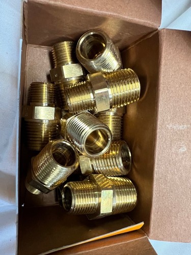 PARKER Hex Nipple: Brass, 1/2" x 3/8" Fitting Pipe Size Male NPT x Male NPT 10PK