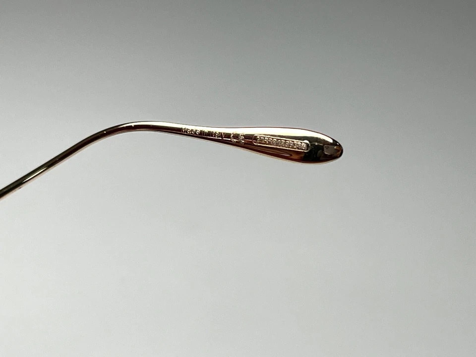 NOVO EM FOLHA ÓCULOS CHOPARD VCH253 0700 PLÁSTICO PRETO/DOURADO 53-135 ITÁLIA - Imagem 4 de 4