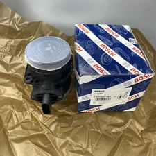 OE Bosch Mass Air Flow (MAF) Sensor 0281002461 For VW Volkswagen Passat Touareg