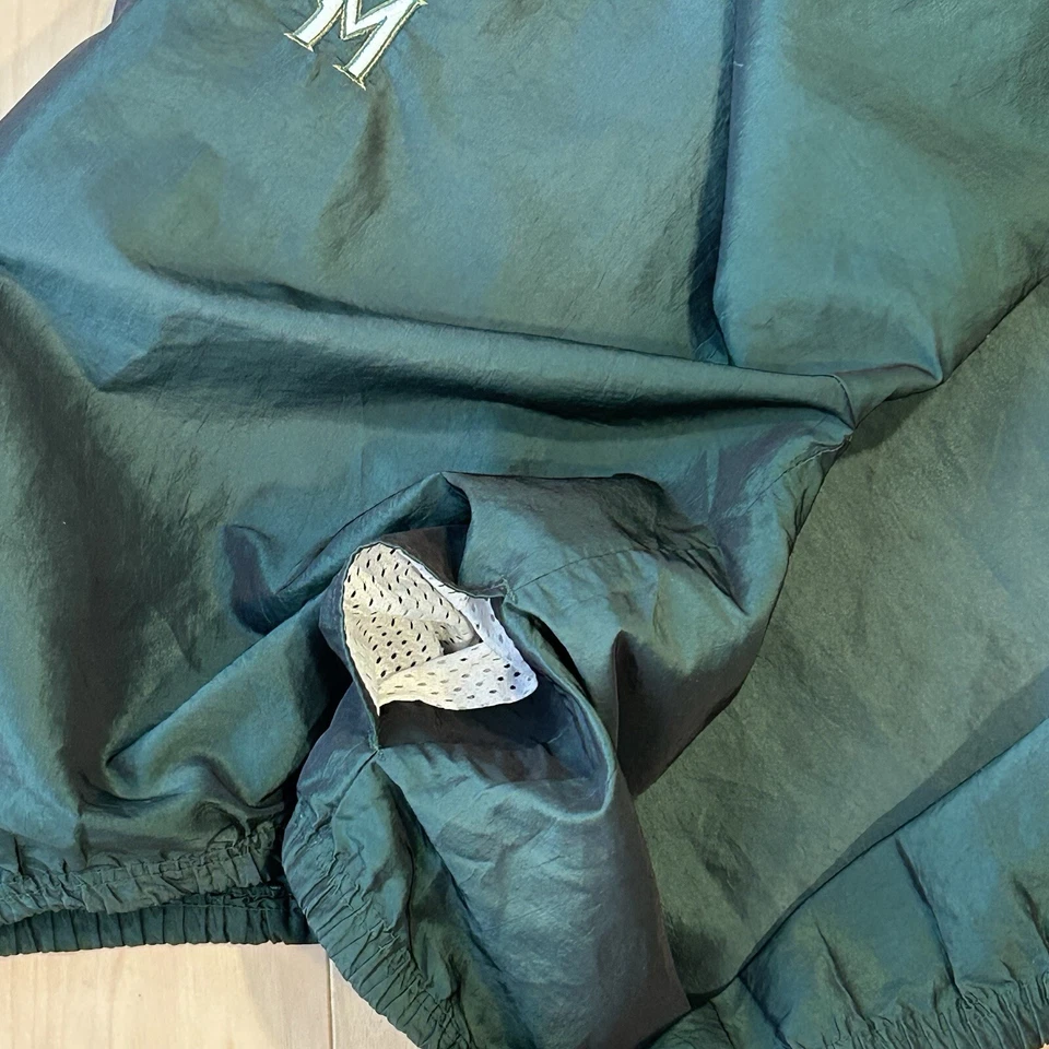 Vintage Surf Style Windbreaker Jacket Milwaukee Brewers Logo Size XL - Image 4 of 4