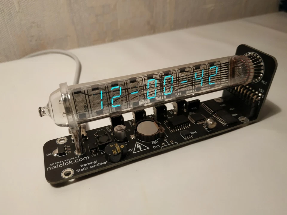 Reloj tubo Nixie montado vintage tubo escritorio IV-18 Ice tubo reloj Adafruit VFD Foto 3 de 4