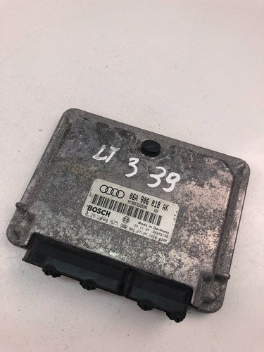 AUDI A3 8L1 Motorsteuergerät ECU 06A906018AK 2000 25210505