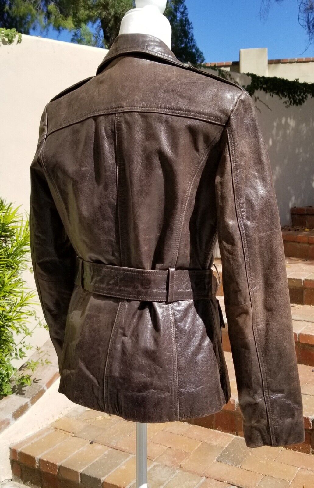 Woman’s Authentic Ventiuno buffalo leather jacket… - image 4