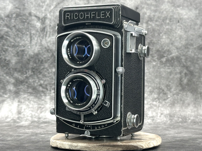 MINT] RICOH Ricohflex Dia TLR Film Camera 80mm f3.5 w/Case, Hood
