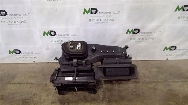 Buick Enclave 2018-2021 delantero climatización aire acondicionado calefacción soplador carcasa caja 84420017 Foto 4 de 4