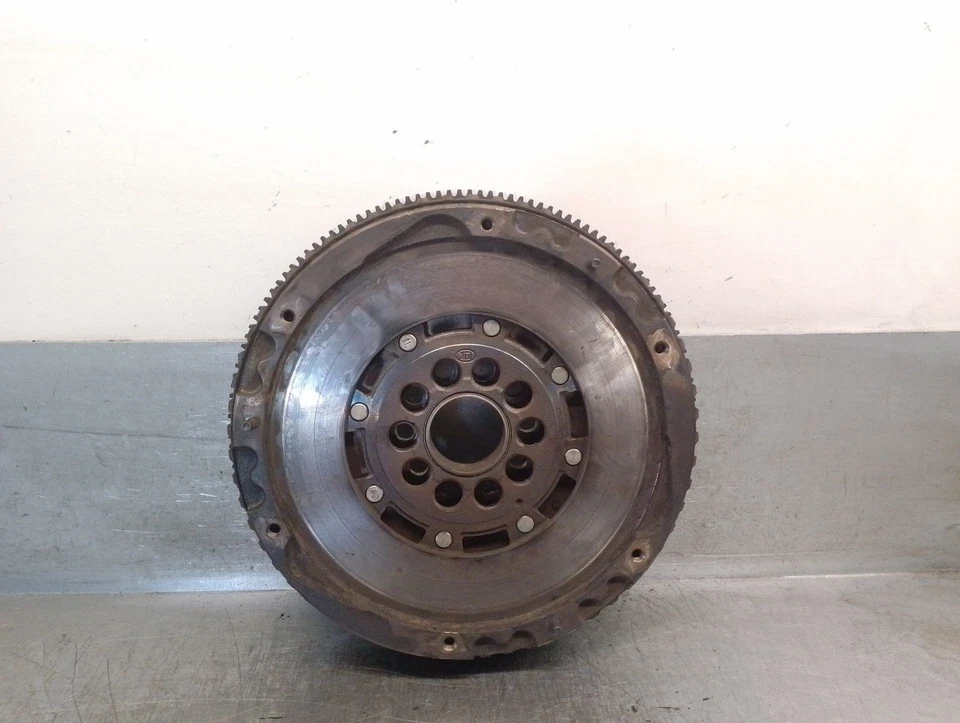 31259331 MOTOR SCHWUNGRAD / 31259331 / 5676437 FÜR VOLVO V40 FAMILIAR 2.0 TURBO - Bild 2 von 4