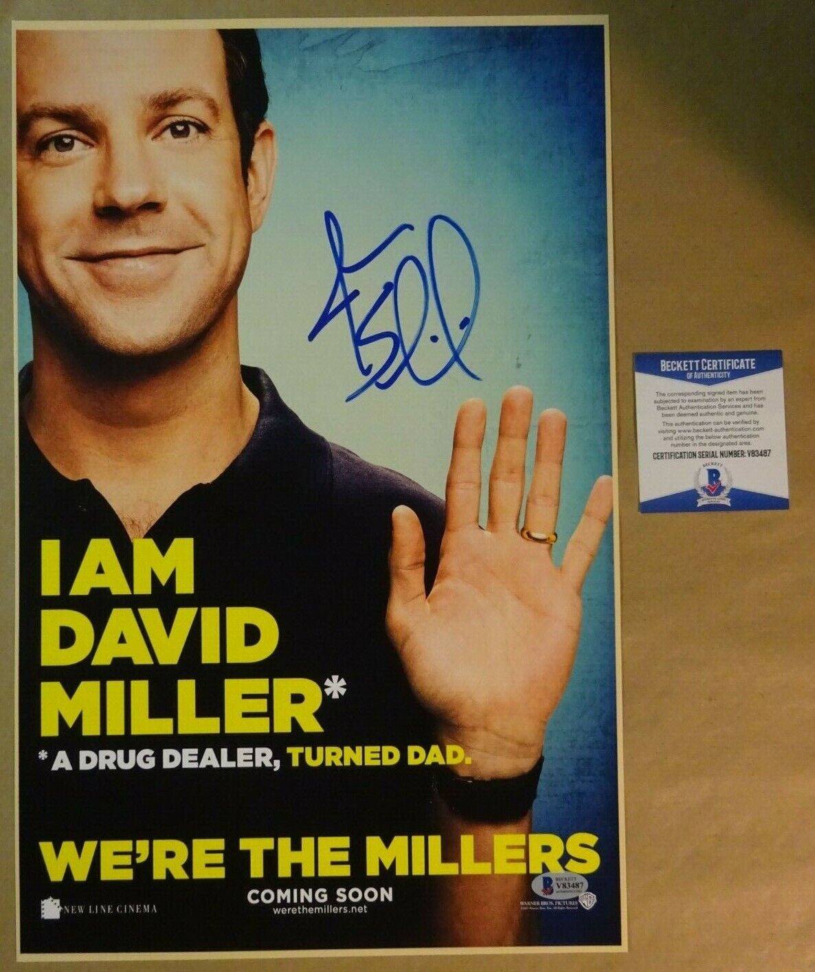 Signed JASON SUDEIKIS Autographed We're The Millers 11x17 BECKETT BAS COA