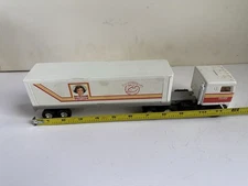 ERTL Little Debbie Snak Cakes  Celebrating 25 Years Semi Truck (FF)