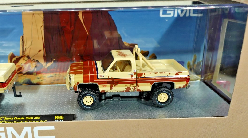 M2 Machines 1977 GMC Sierra Classic 3500 4x4 & GMC Grande 15