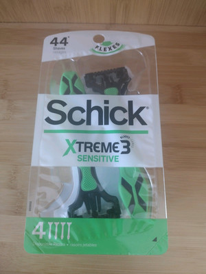 Schick Xtreme 3 Sensitive Men s Disposable 3-Blade Razor , New Sealed