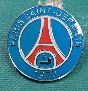 RARE France Paris St Germain FC Football Club Enamel Pin Badge Calcio Distintivo