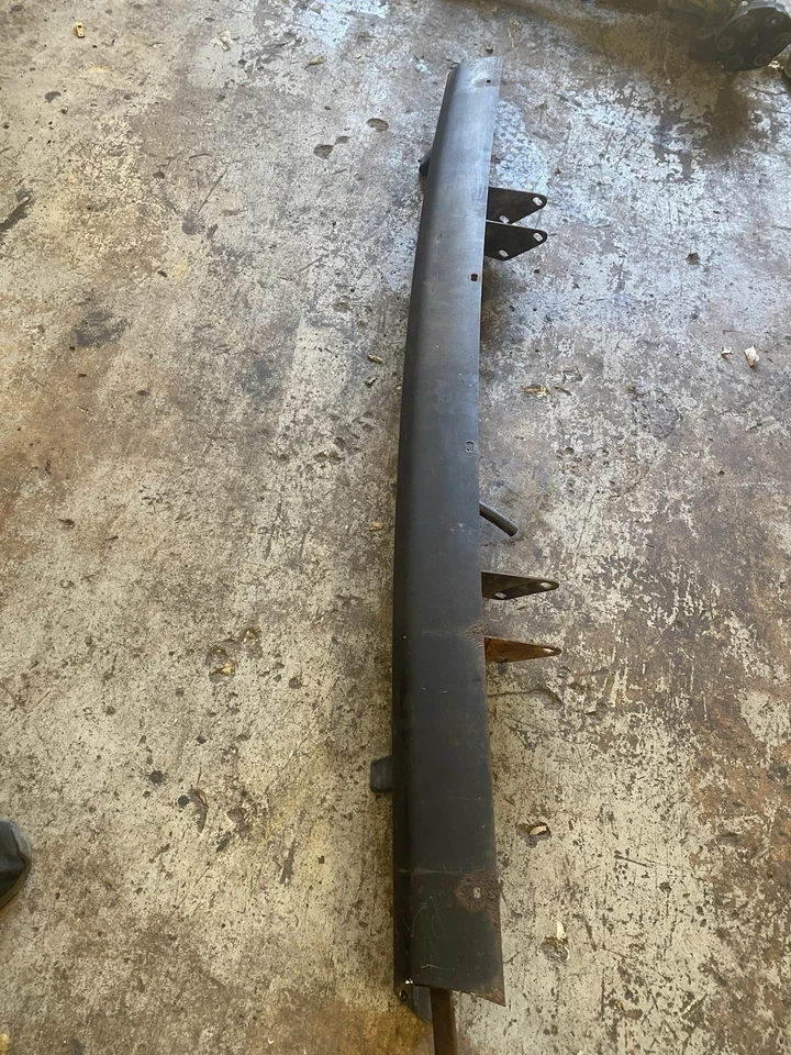 Parachoques delantero Range Rover Classic 1992-95 con boquillas no cromado OEM Foto 3 de 4