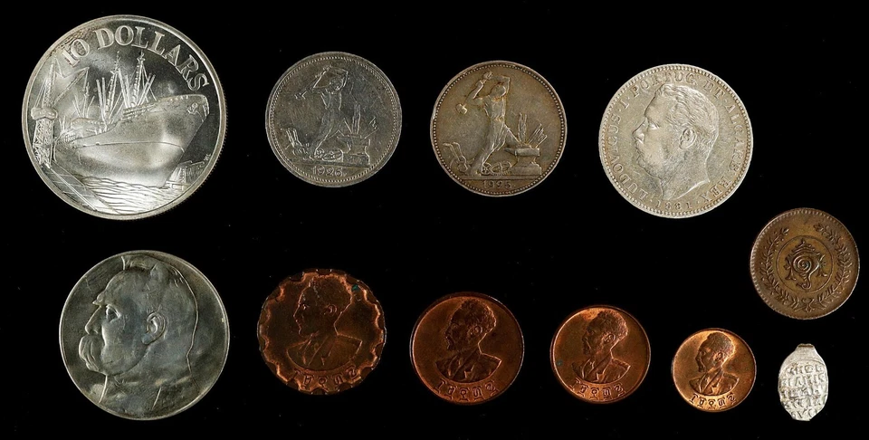 MIXED LOT. Group of Assorted Issues (11 Pieces) 1881-1976 - Image 2 of 2