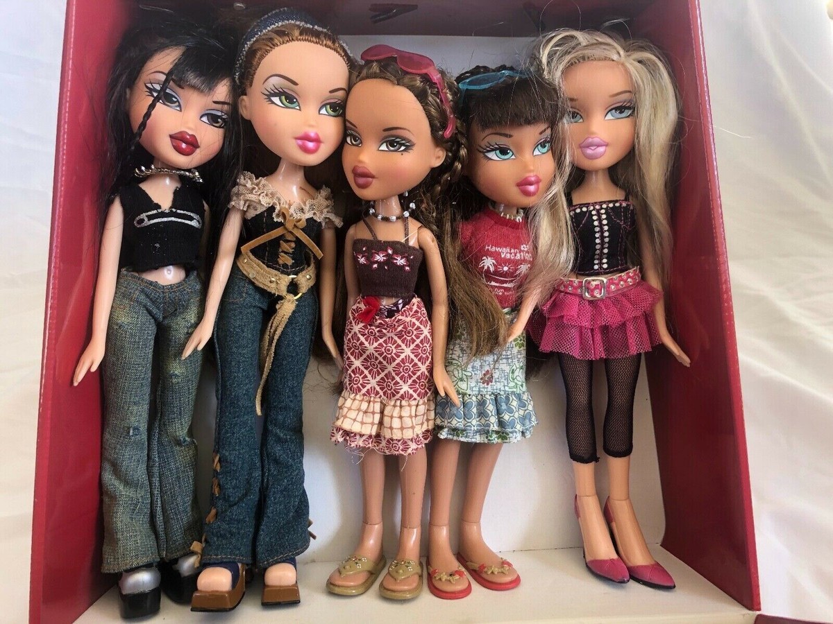 Bratz Dolls lot with car, motorcycle, accessories and clothing | eBay