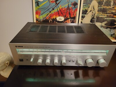 Vintage YAMAHA CR240 Natural Sound Stereo Receiver - Excellent