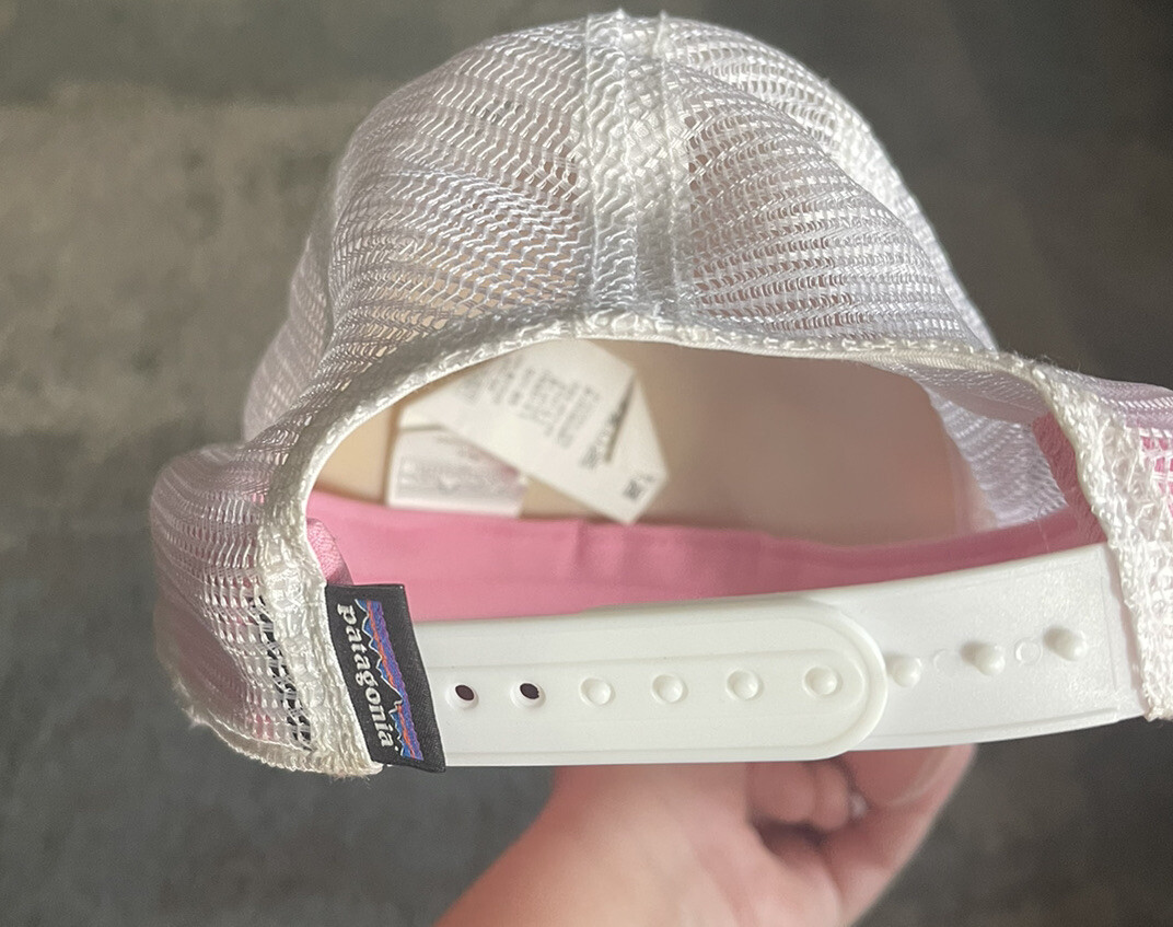 Patagonia Pink/White Mesh Snapback Trucker Hat Ocean Waves  display picture 1