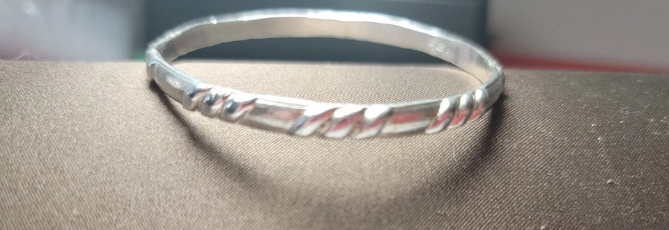 Brazalete Estate de plata de ley SB#36 Foto 3 de 3