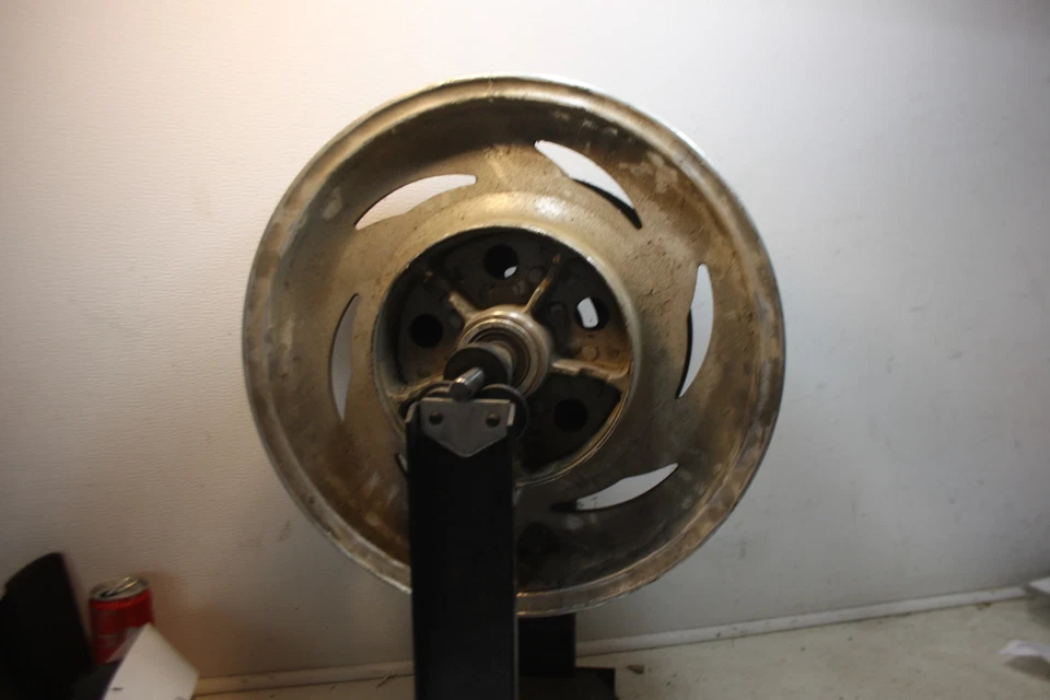 Llanta trasera Suzuki Marauder 800 VZ800 1998 W73 Foto 2 de 2