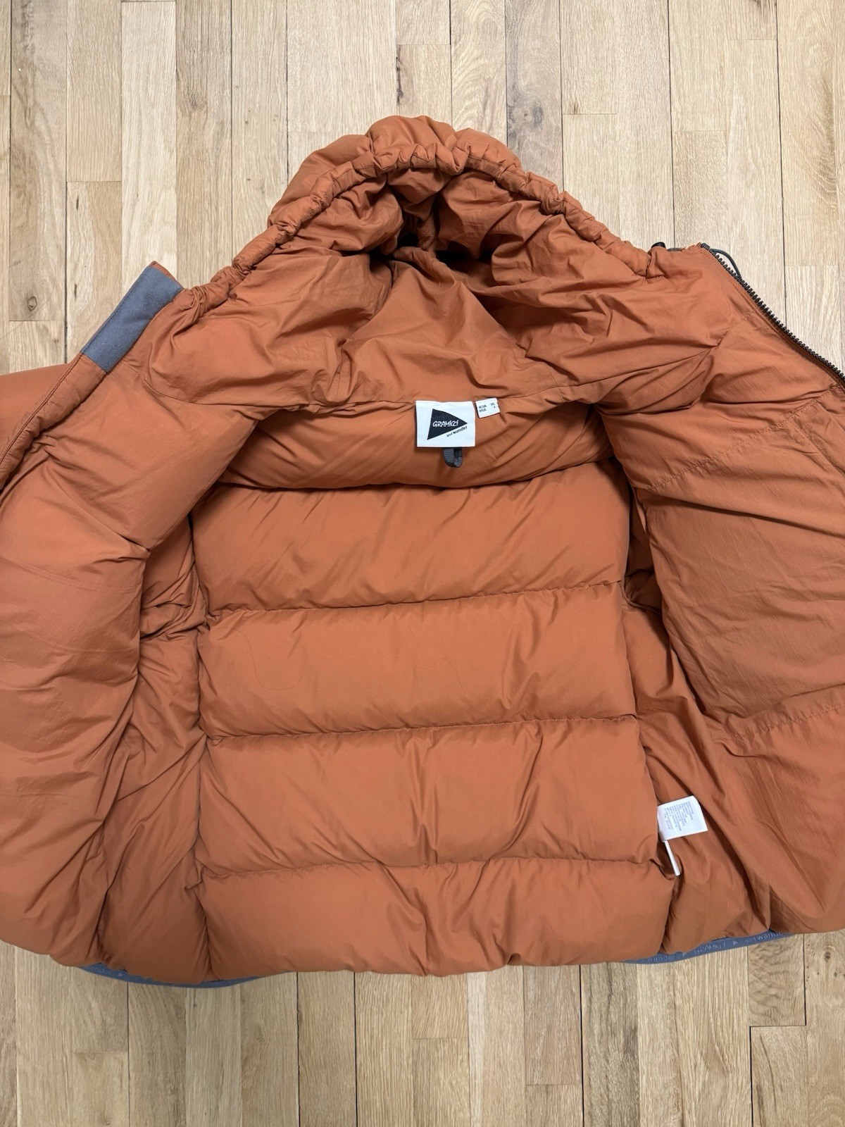 And Wander Gramicci  Orange Down Jacket Size Men’s Large image 5