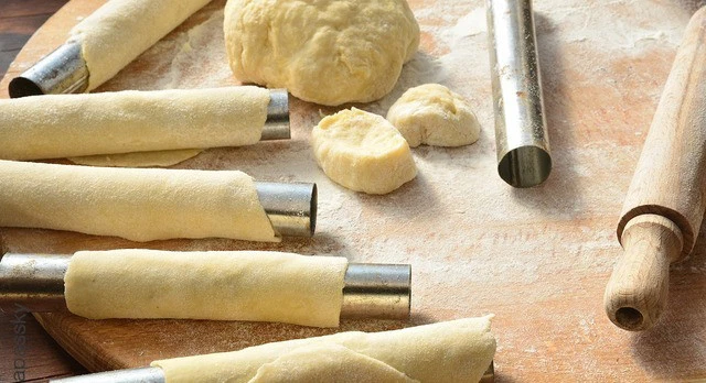 EDELSTAHL EXTRA BREIT 35mm Cannoli Schillerlockenform Spritztüllen Schaumrollen - Bild 2 von 3