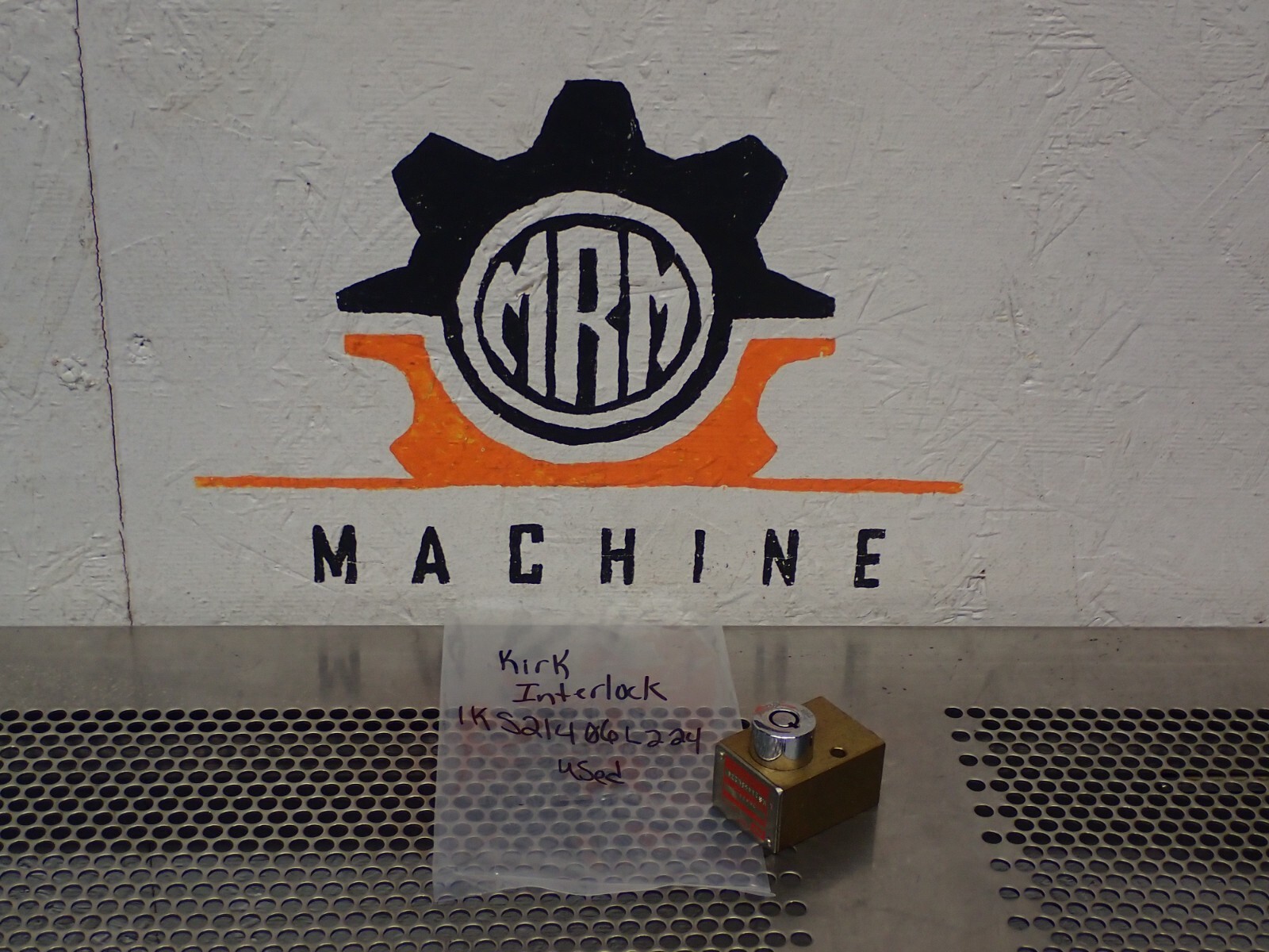 ABB Kirk Interlock 1KS21406L224 Used With Warranty (No Key) See All Pictures