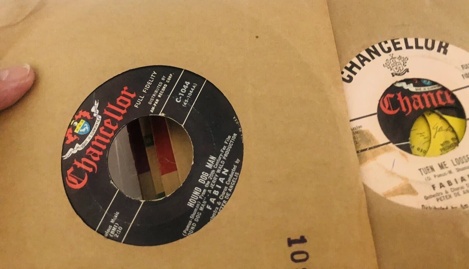 Lot of 24 Vtg 1960s Rock Roll 45 RPM RECORDS Fabian Kingston Trio Pat Boone Welk - Image 3 of 4