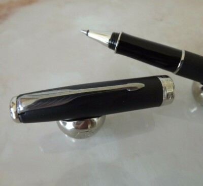 Captivating Roller Ball Pen Parker Sonnet Matte Black New Stock U26