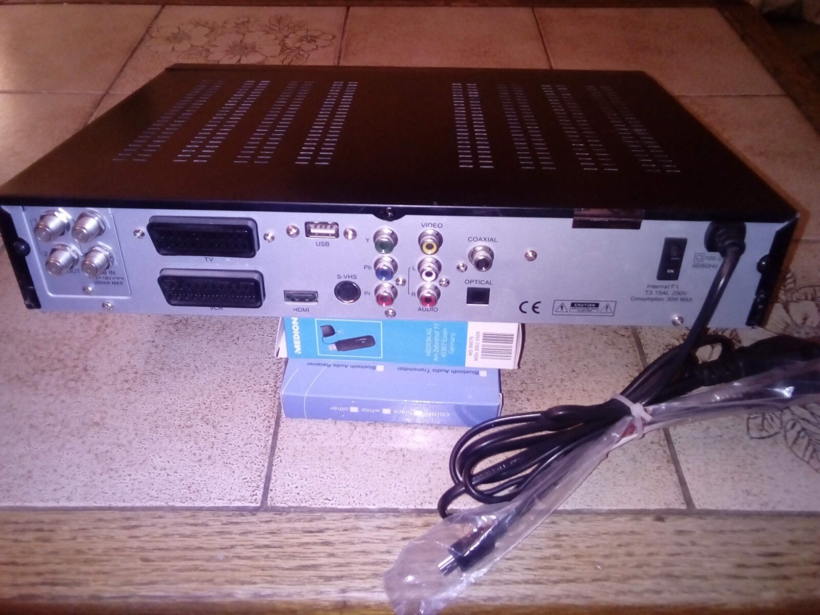 Medion MD 28005 Twin Sat Receiver HD, 1000GB Festplatte. PVR 2/