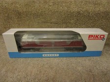 PIKO 52606 BR 221 CLASS 221 HO DIESEL LOCOMOTIVE DB DEUTSCHE BUNDESBAHN DC