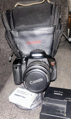 Canon EOS Rebel T3i 600D Digital SLR Camera Black with Lens EF-S 18-55mm