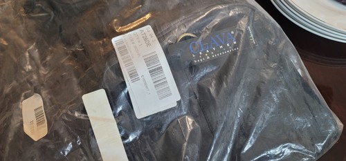 Clava Leather Large Barrel Duffel Bag New With Tags Sealed - Picture 3 of 5