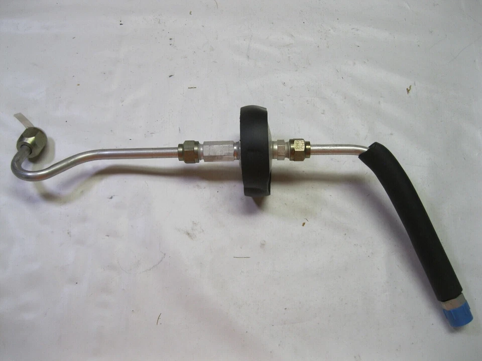 AcDelco 15-30532 25532892 Air Conditioning AC Refrigerant Tube Foto 2 de 4